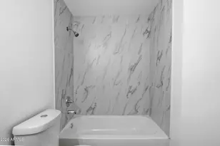 4421 N 71st Dr, Phoenix, AZ 85033 - Photo 10