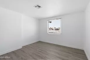 4421 N 71st Dr, Phoenix, AZ 85033 - Photo 6