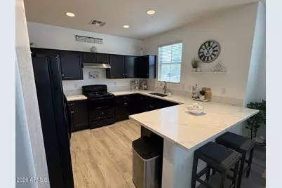 7726 W Pipestone Place, Phoenix, AZ 85035 - Photo 10