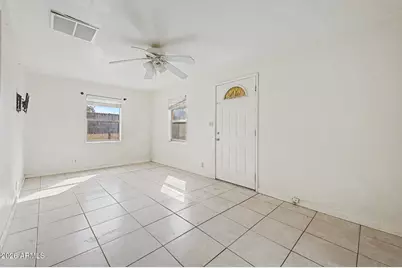 389 W Navajo Street, Wickenburg, AZ 85390 - Photo 6