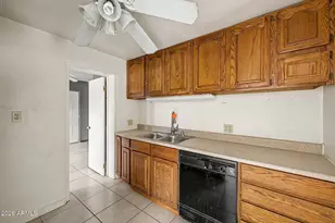 389 W Navajo St, Wickenburg, AZ 85390 - Photo 8