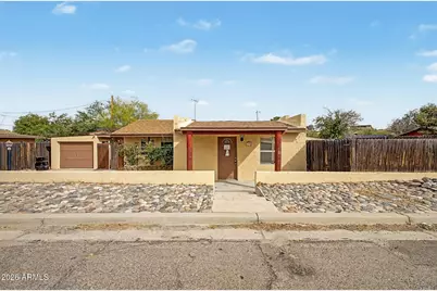 389 W Navajo Street, Wickenburg, AZ 85390 - Photo 1