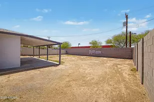 4002 N 64th Dr, Phoenix, AZ 85033 - Photo 24