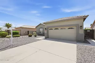 13585 W Ironwood St, Surprise, AZ 85374 - Photo 2