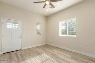 814 South 1st Avenue, Phoenix, AZ 85003 - Photo 4