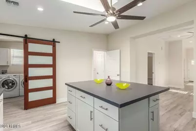 814 S 1st Avenue, Phoenix, AZ 85003 - Photo 8