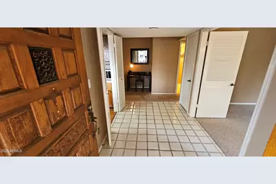 8202 N 21st Drive #B201, Phoenix, AZ 85021 - Photo 4
