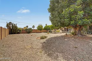 10327 W El Rancho Dr, Sun City, AZ 85351 - Photo 14