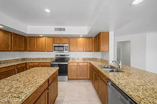 2631 E Pinto Dr, Gilbert, AZ 85296 - Photo 12