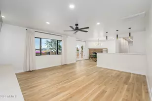5818 E Oak St, Scottsdale, AZ 85257 - Photo 14
