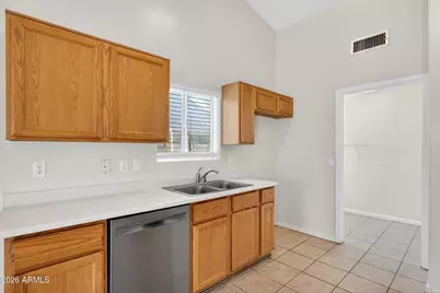 2335 E Sherri Drive, Gilbert, AZ 85296 - Photo 10