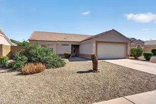 2335 E Sherri Dr, Gilbert, AZ 85296 - Photo 2