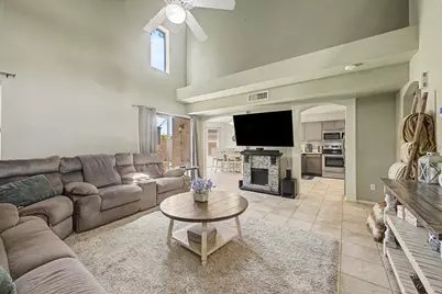 761 E Rosemonte Drive, Phoenix, AZ 85024 - Photo 2