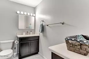 1524 E Broadmor Dr, Tempe, AZ 85282 - Photo 30