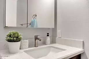 1524 E Broadmor Dr, Tempe, AZ 85282 - Photo 32
