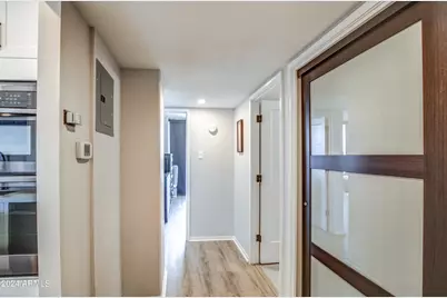 207 W Clarendon Avenue #14A, Phoenix, AZ 85013 - Photo 16