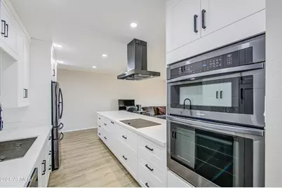 207 W Clarendon Avenue #14A, Phoenix, AZ 85013 - Photo 2
