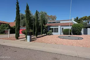8444 N 7th Ave, Phoenix, AZ 85021 - Photo 1