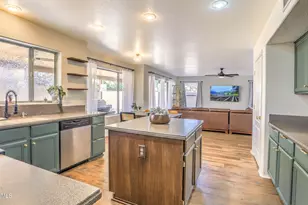 8602 W Joan De Arc Ave, Peoria, AZ 85381 - Photo 6