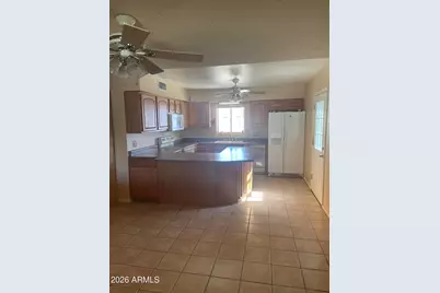 7965 W Montecito Avenue, Phoenix, AZ 85033 - Photo 6