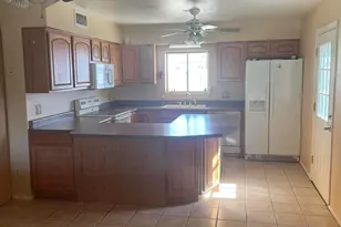 7965 W Montecito Ave, Phoenix, AZ 85033 - Photo 6