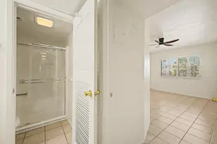 3033 E Devonshire Ave, Phoenix, AZ 85016 - Photo 16