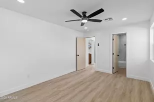 231 W Winston Dr, Phoenix, AZ 85041 - Photo 6