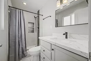 8730 E Rancho Vista Dr, Scottsdale, AZ 85251 - Photo 14