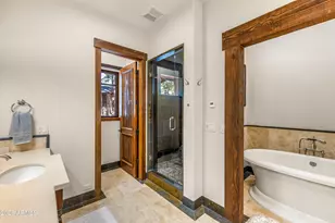 2398 E del Rae Dr, Flagstaff, AZ 86005 - Photo 36