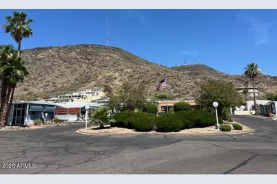 11811 N 19th Avenue #18, Phoenix, AZ 85029 - Photo 10