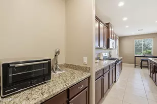 35647 N Bandolier Dr, San Tan Valley, AZ 85144 - Photo 10