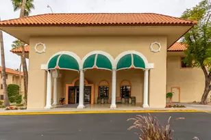 10330 W Thunderbird Blvd, Sun City, AZ 85351 - Photo 20