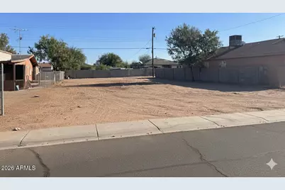 1820 E Jones Avenue #116, Phoenix, AZ 85040 - Photo 2