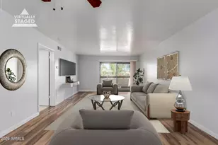 10444 N 69th St, Paradise Valley, AZ 85253 - Photo 2