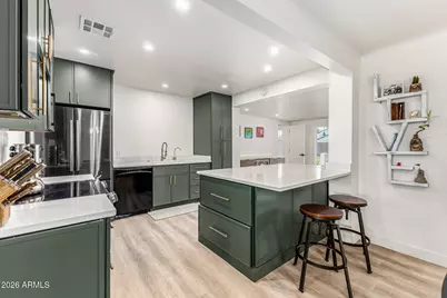 2539 E Campbell Avenue, Phoenix, AZ 85016 - Photo 8
