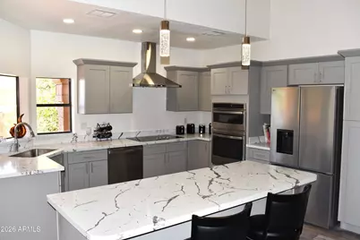1019 E Desert Cove Avenue, Phoenix, AZ 85020 - Photo 1
