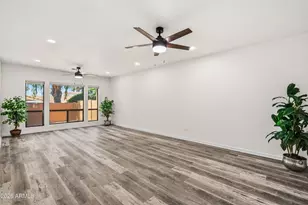 1019 E Desert Cove Ave, Phoenix, AZ 85020 - Photo 10