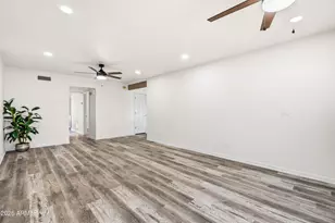 1019 E Desert Cove Ave, Phoenix, AZ 85020 - Photo 38