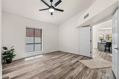 1019 E Desert Cove Avenue, Phoenix, AZ 85020 - Photo 38