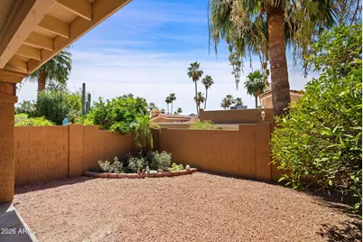 1019 E Desert Cove Avenue, Phoenix, AZ 85020 - Photo 6
