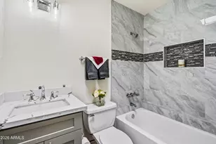 1019 E Desert Cove Ave, Phoenix, AZ 85020 - Photo 14