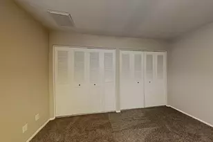 2018 W Meadow Dr, Phoenix, AZ 85023 - Photo 10