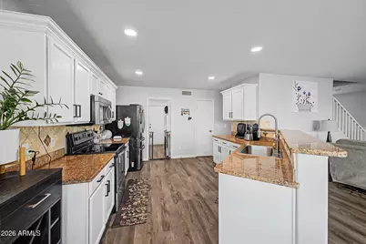 23219 N 21st Place, Phoenix, AZ 85024 - Photo 10