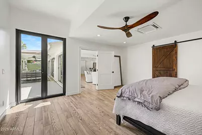 302 E Harmont Drive, Phoenix, AZ 85020 - Photo 26
