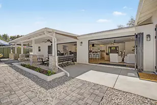 302 E Harmont Dr, Phoenix, AZ 85020 - Photo 42