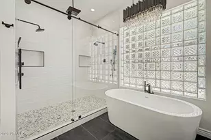 302 E Harmont Dr, Phoenix, AZ 85020 - Photo 28