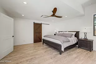 302 E Harmont Dr, Phoenix, AZ 85020 - Photo 24