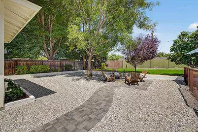 302 E Harmont Drive, Phoenix, AZ 85020 - Photo 58