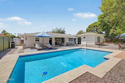 302 E Harmont Drive, Phoenix, AZ 85020 - Photo 56