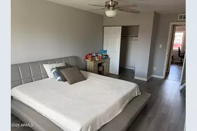 3727 W Banff Lane, Phoenix, AZ 85053 - Photo 12